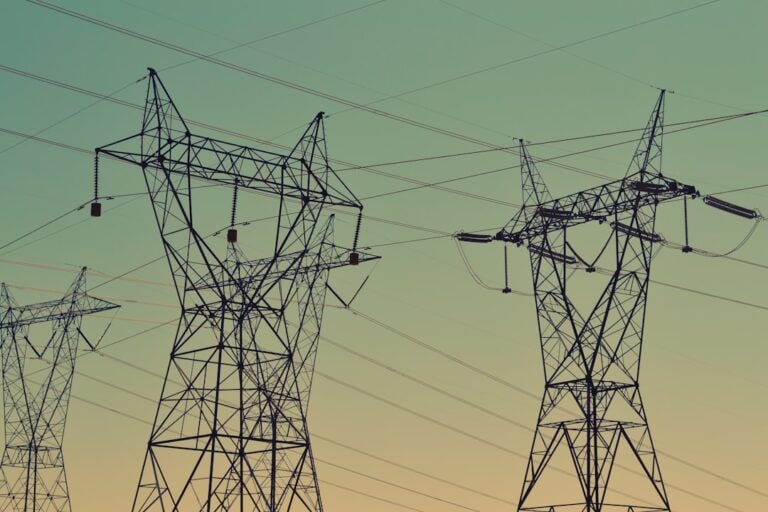 Yeni Ev Sahiplerine Elektrik Aboneliği Rehberi